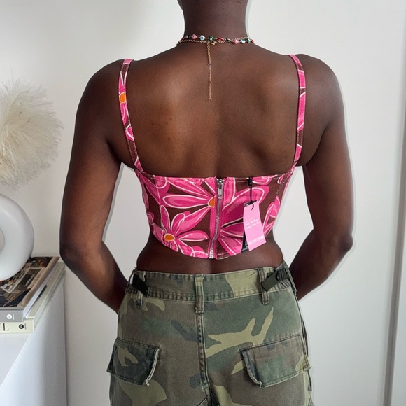 NWT Denim Corset Floral Print Dipped Hem - Picture 2 of 9